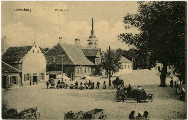 Kuressaare kesklinn - turuplats