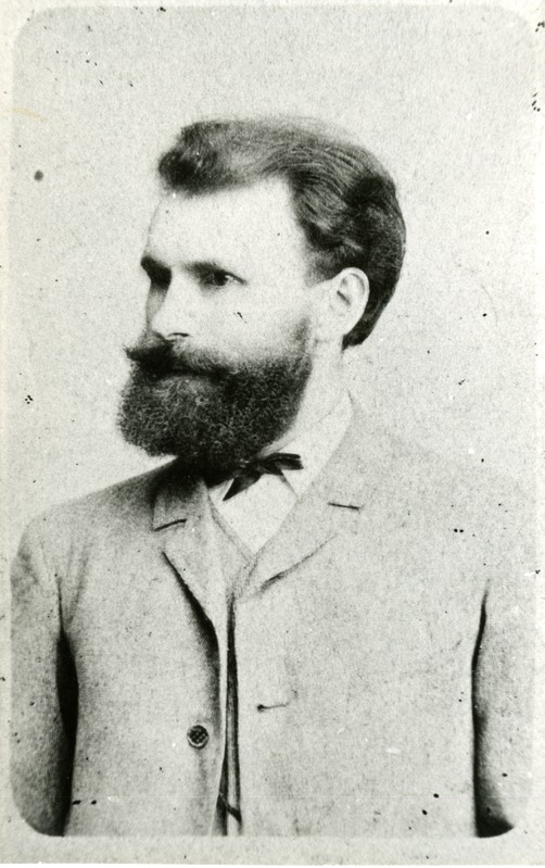 Anton Lutsu: rinnaportree. Kultuuritegelane ja kooliõpetaja.