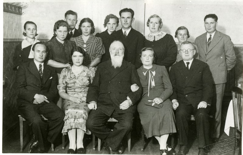 SÜG-i 1927. a. lõpetanute kokkutulek 1937. a.