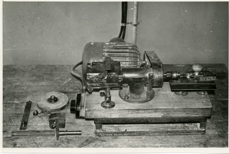 Freessaepink suveniiride tootmiseks Varma puidutsehhis