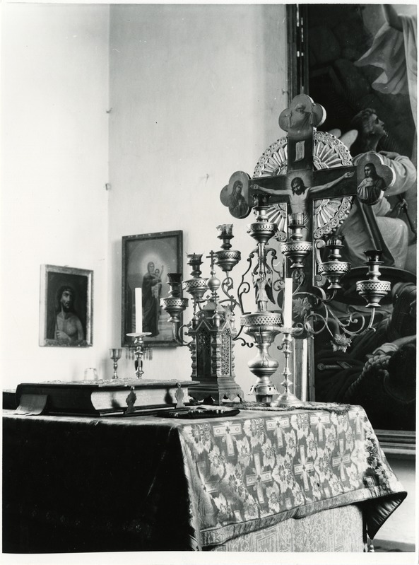 Leisi EAÕK Püha Olga kiriku altarilaud