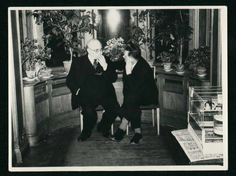 Gustav Ränk kolleegiga vestlemas