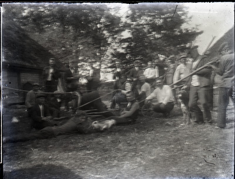 Raissa ja Vassili Kõvamehe pulmad Mõisaküla Aaduma talus 1933.a.