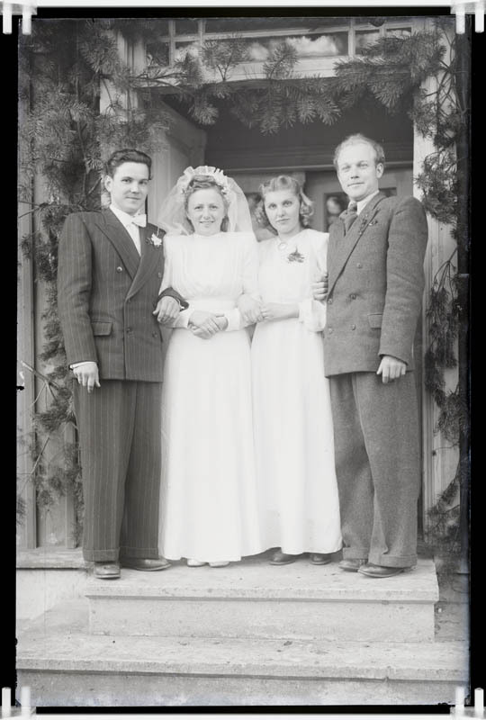 Ljuba ja Alfred Keskküla pulmapilt (Ando Keskküla isa ja ema). 1946.a.