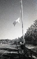 Kingissepa rajooni suvespartakiaad 1958. aastal: lipu heiskamine