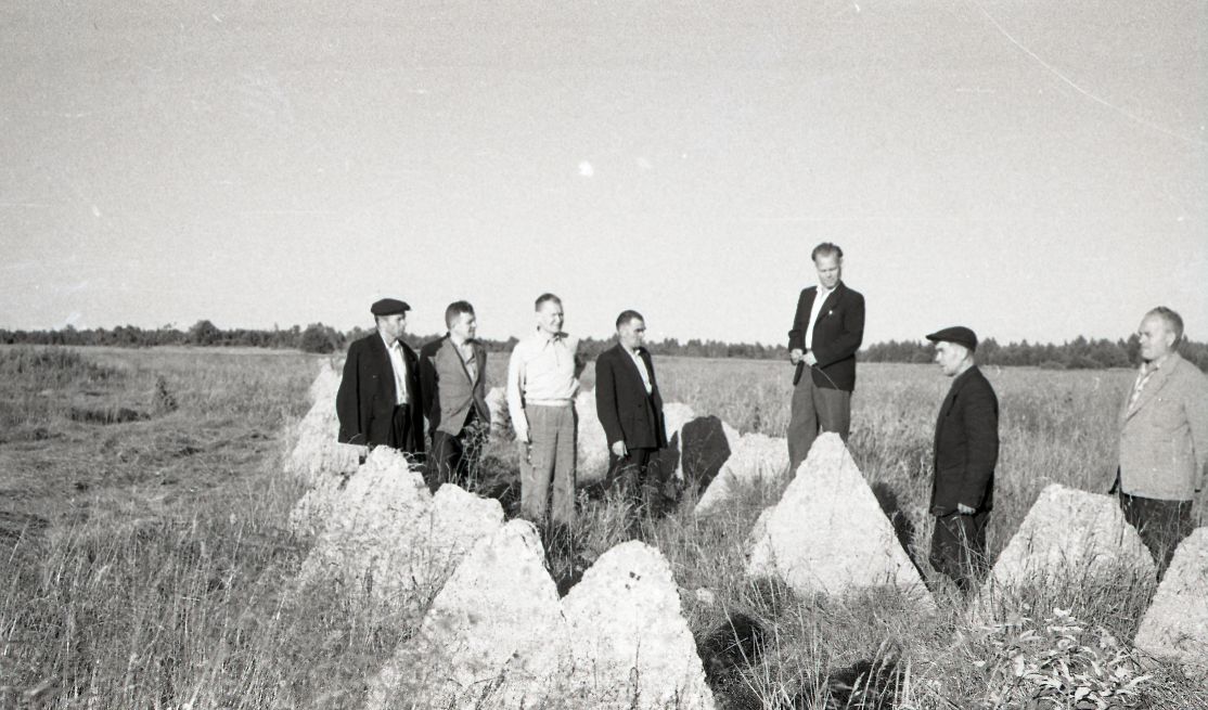 1941.a. lahingutes osalenud punaarmee võitlejad 1962. a. Saaremaal: Sõrves II tankitõrje kaitsejoonel