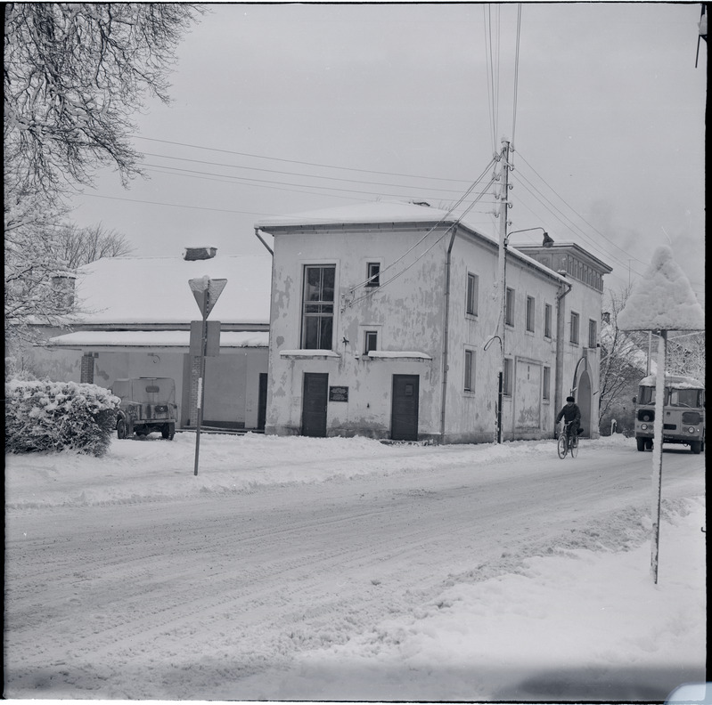 Tolli 1, Saare Maakonna Keskraamatukogu