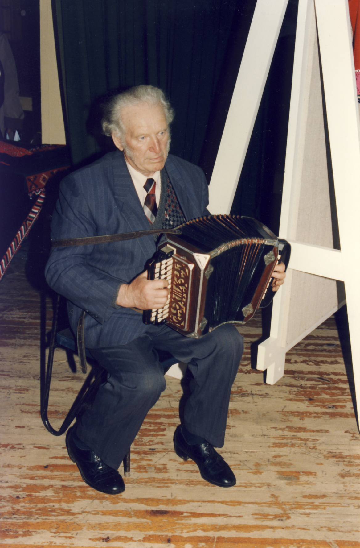 Jüripäev Värskas. Pillimees Nikolai Kõiv
