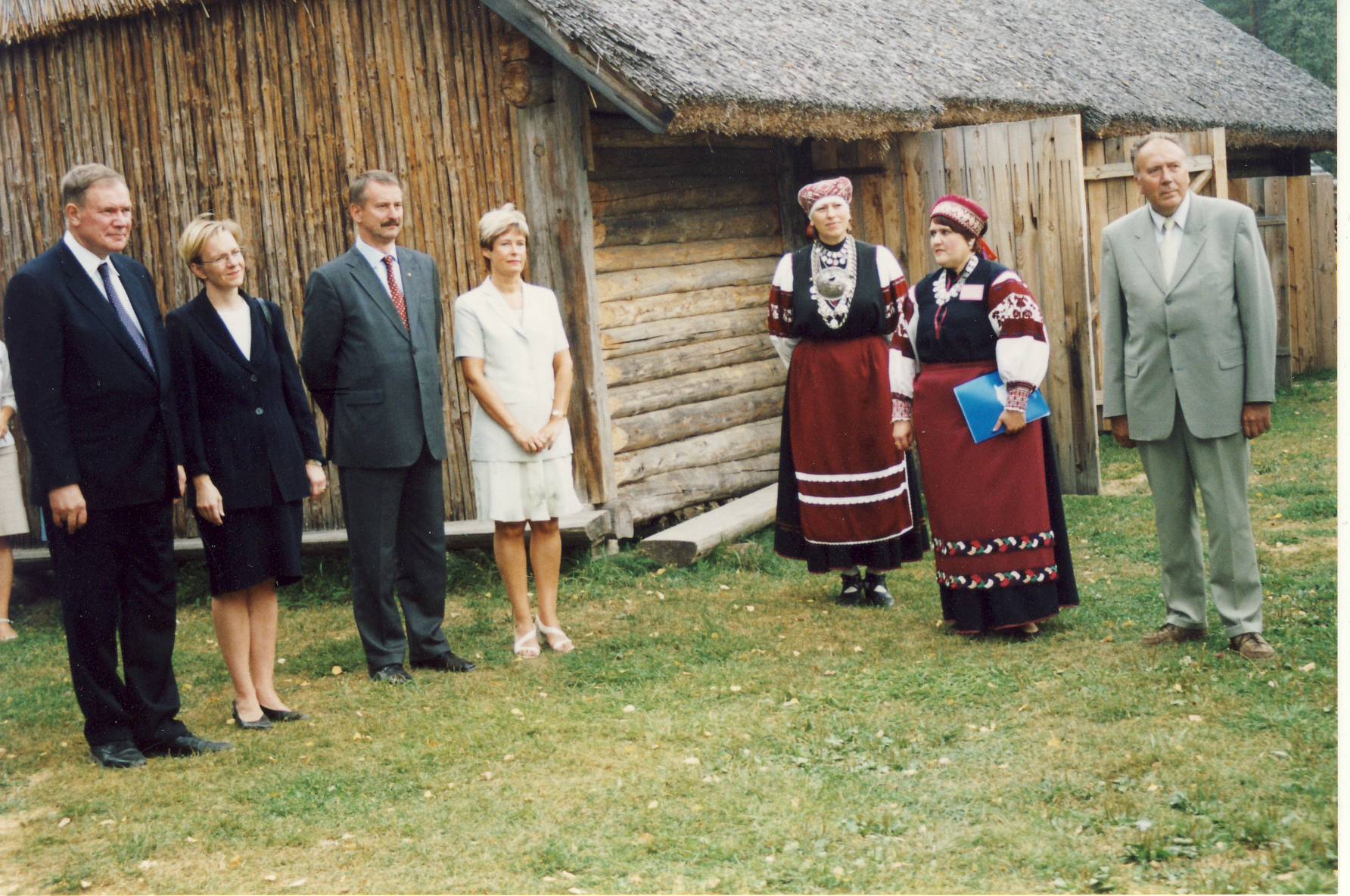 Soome Vabariigi peaministri visiit Setomaale. Vastuvõtt Seto talumuuseumis.