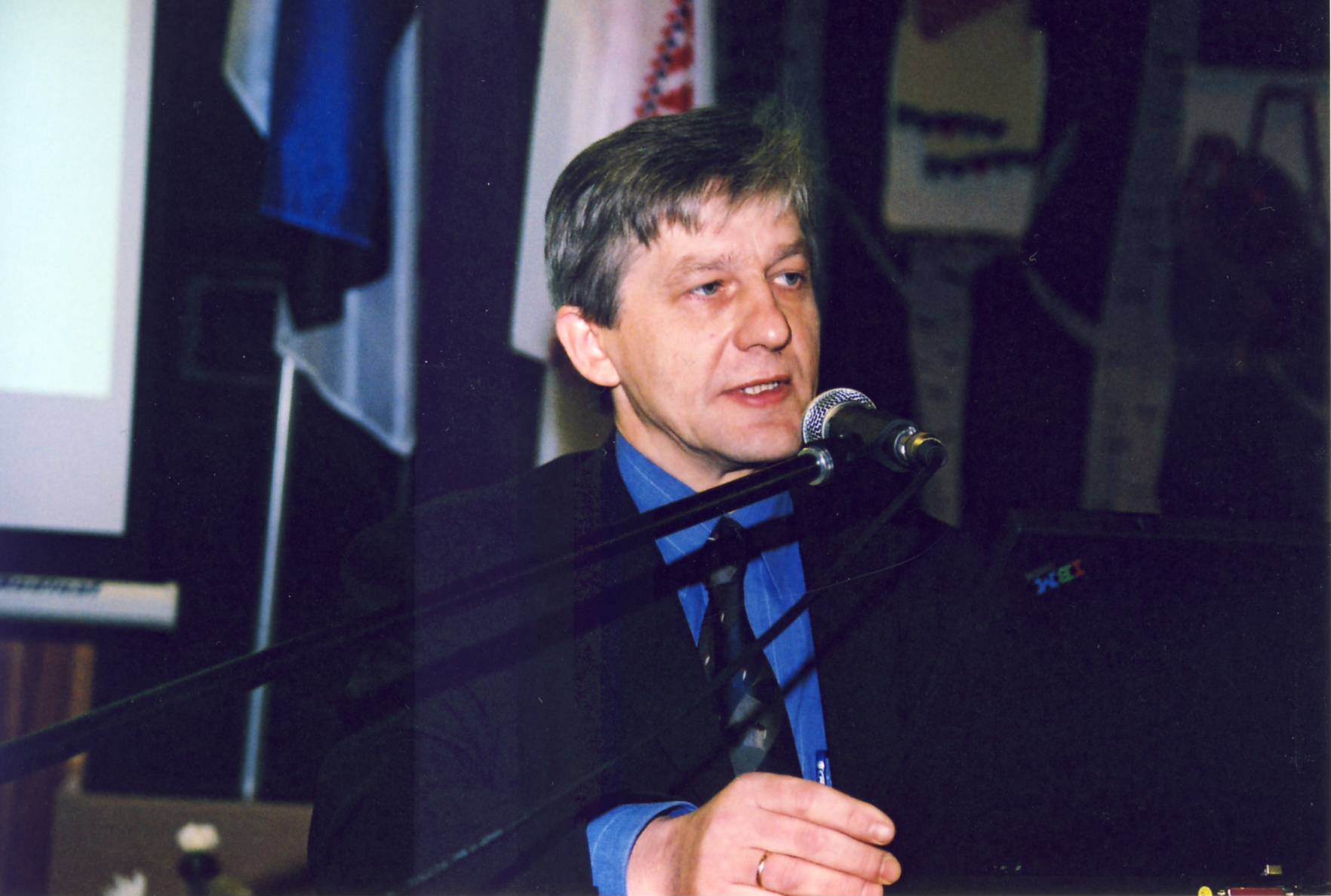 8. Seto Kongress Värska Kultuurikeskuses.Georg Pelisaar, Riigikogu liige, sõna võtmas.