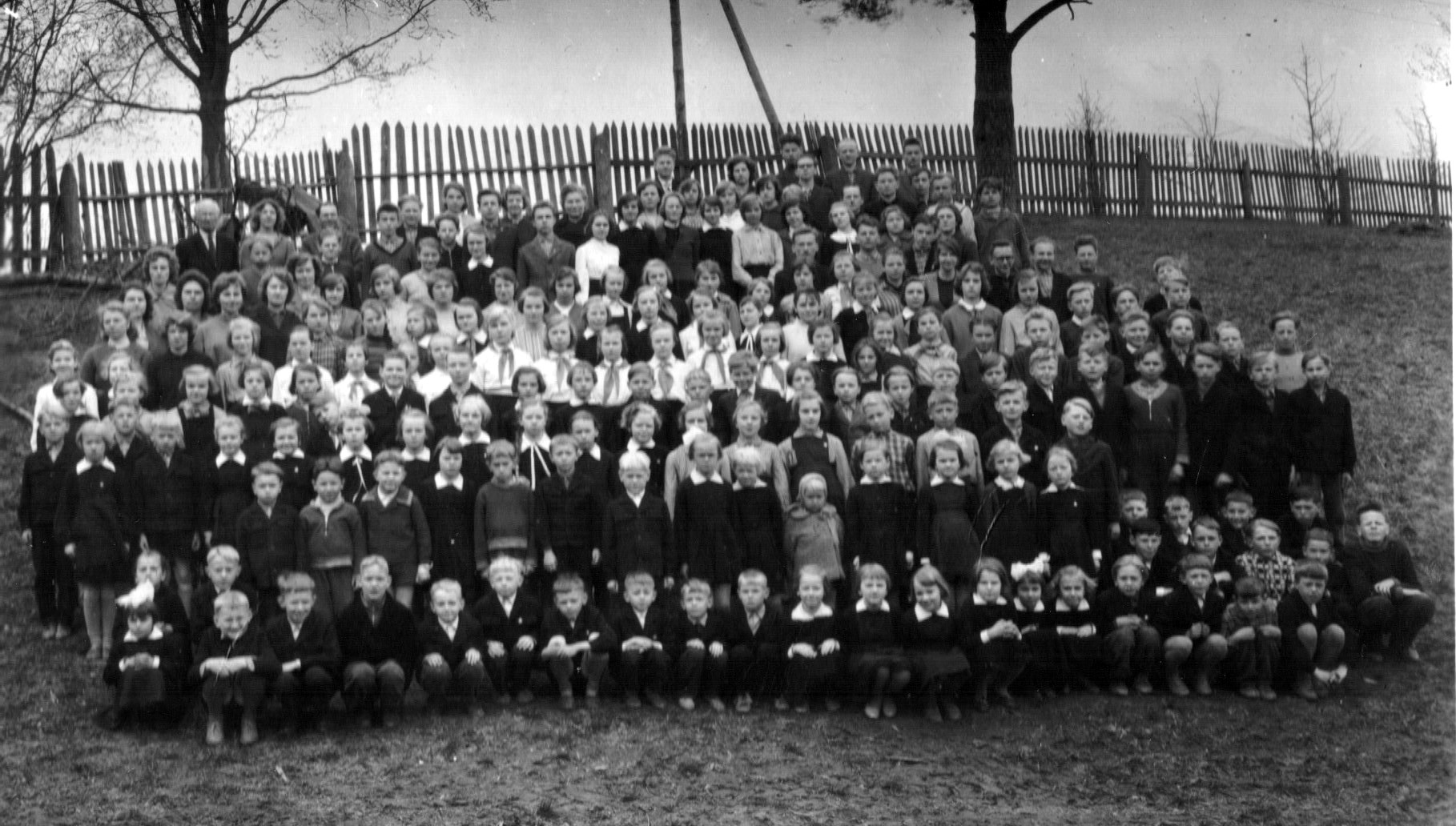 Iisaku koolipere, 1960ndate algus