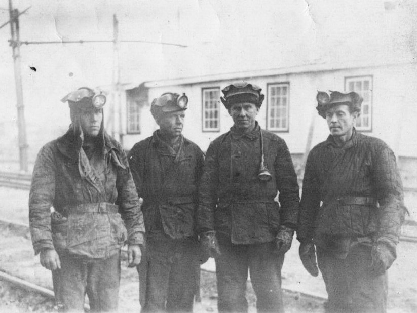 Mehed vangilaagris Vorkutas söekaevanduses, 1955