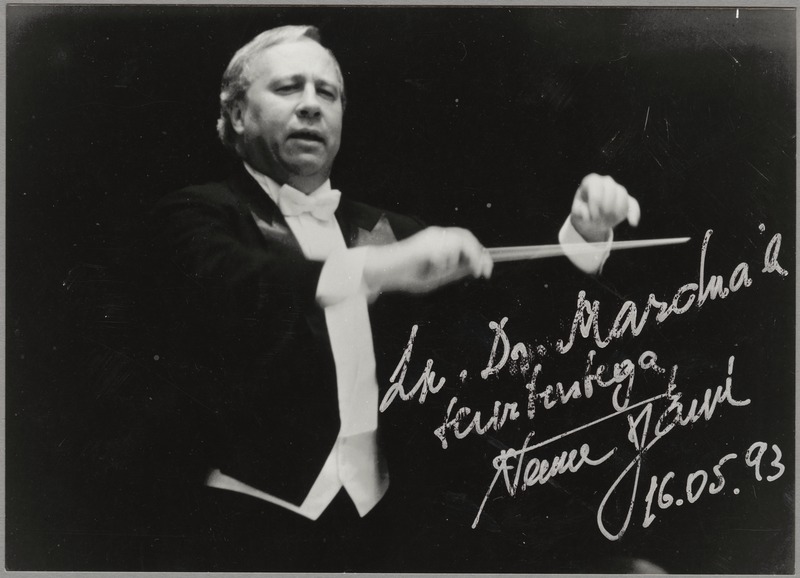 Dirigent Neeme Järvi pühendusega portree dr. Mardnale tervitustega