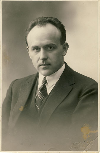 Professor Alfred Fleisch