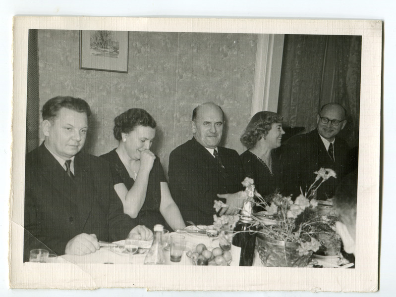 Arstid koosviibimisel