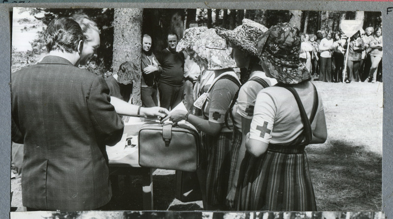 Autasustatakse II ja III grupi võitjaid