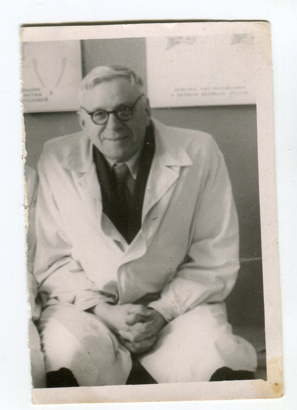 Dr Moissei (Mooses) Epštein, günekoloog