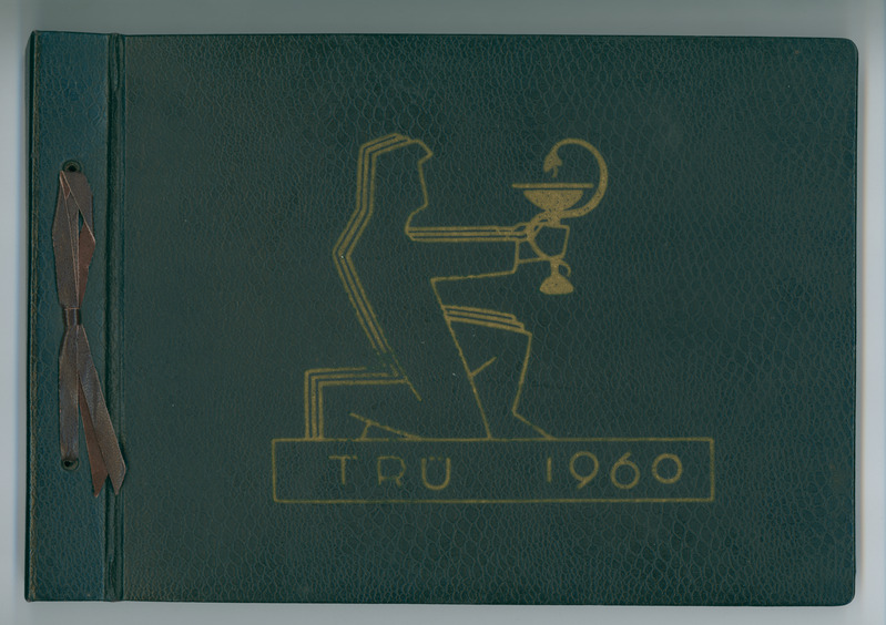 Album TRÜ Arstiteaduskonna 1960. a. lõpetajate fotodega