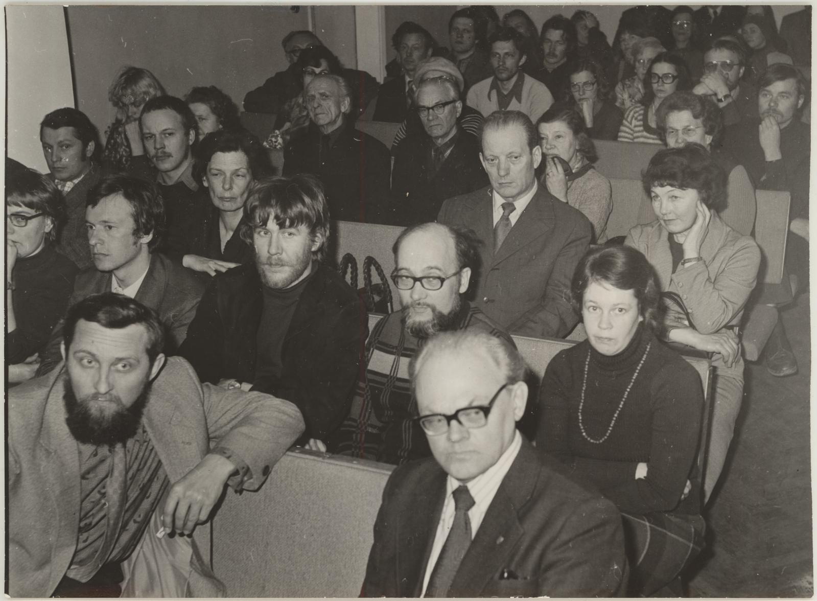 Eesti vanade filmide demonstreerimine lektooriumis 1980.a. kevadel