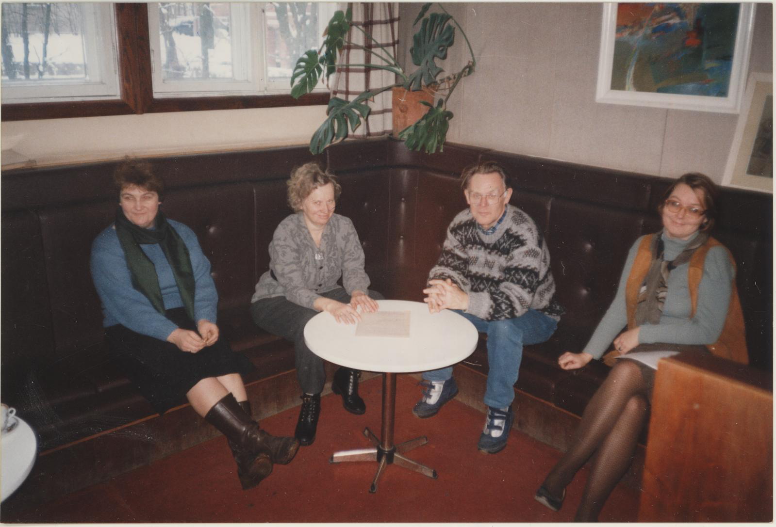 08.01.1996 muuseumi puhketoas. Uue direktori programmi arutelu.