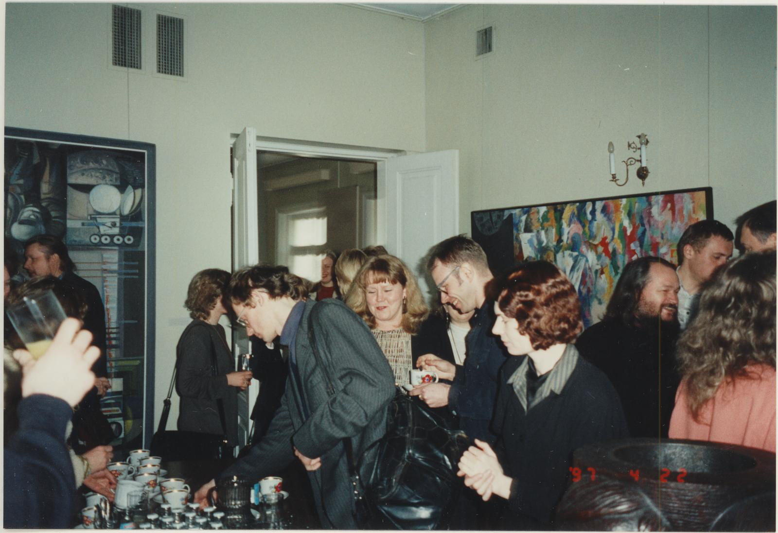 Konverents "70-ndate aastate kunst. Rujaline roostevaba maailm" Kivisilla Pildigaleriis 22.04.1997