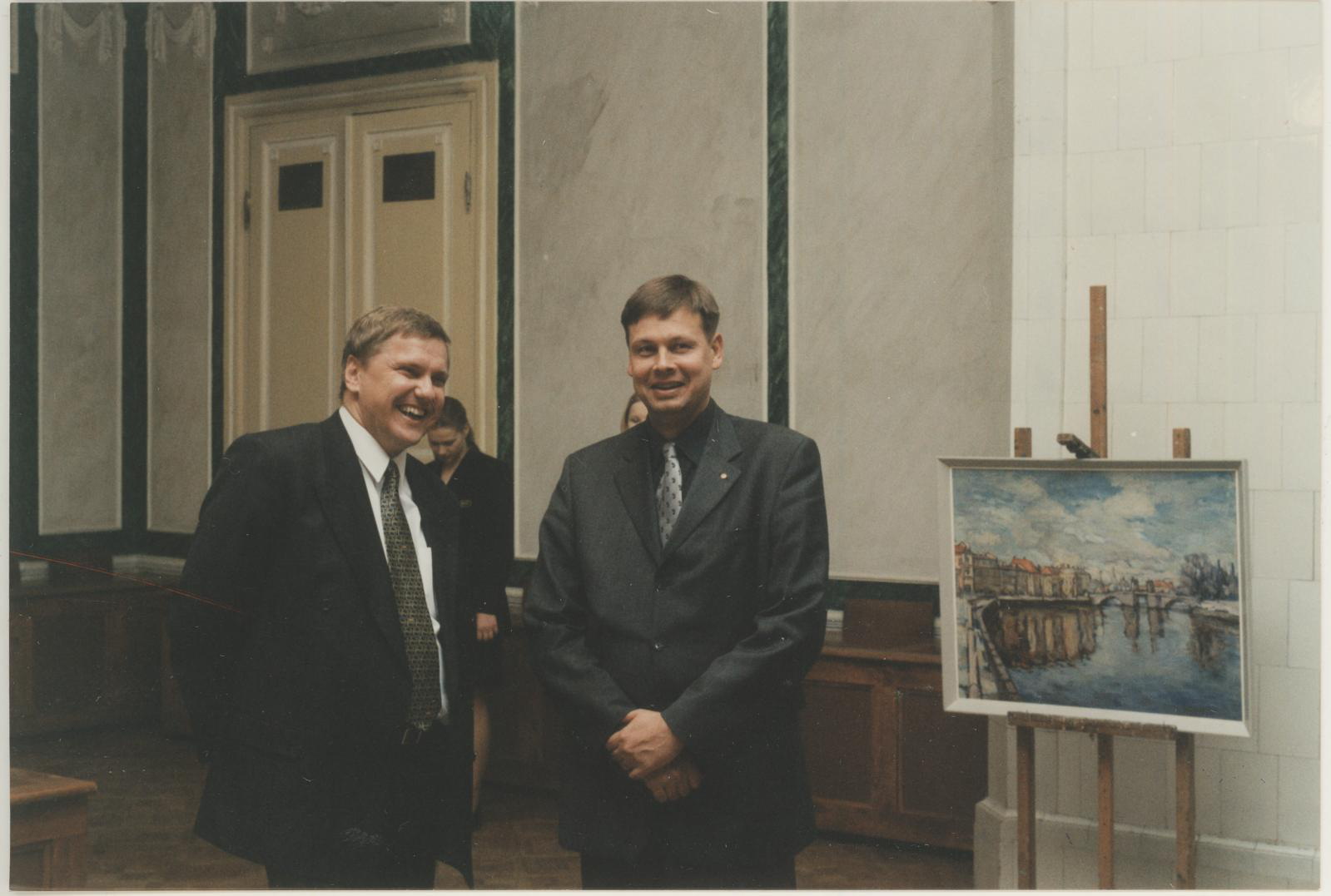 Näituse "5+1 meistrit Ühispanga kaartidel" avamisele eelnev vastuvõtt raekojas 22.11.2000.