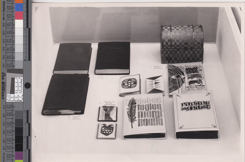 E. Valk-Falgi töid Eesti  nahkehistöö näituselt I korrusel 30. apr. - 18. juuli 1966.