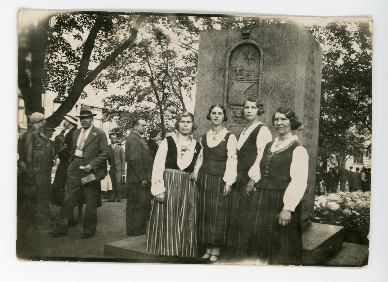 Kipparite pereliikmed laulukoorides. Kaarli kiriku naiskoor Helsingis