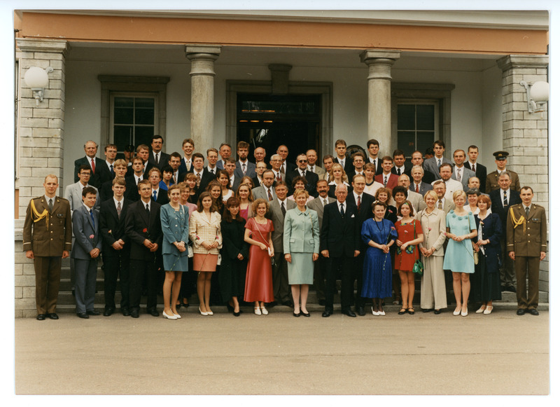 Tallinna Pedagoogikaülikooli edukaimad lõpetajad presidendi vastuvõtul