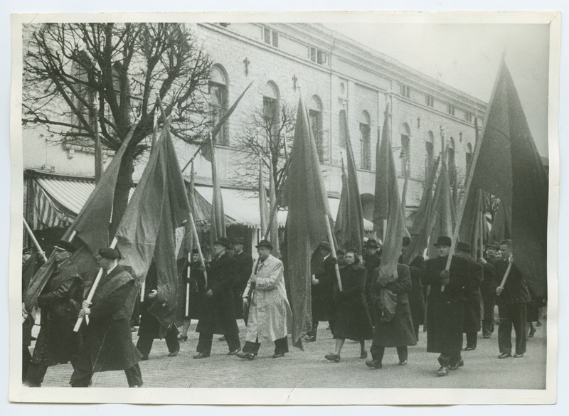 1. mai 1941, töötajate demonstratsioonil Viru tänaval.