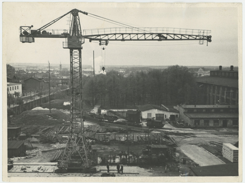 Tallinna Masinatehases valmistatud tornkraana