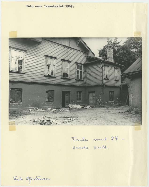 Maja Tartu maantee 27 aadressil, enne lammutamist 1969. aasta suvel.