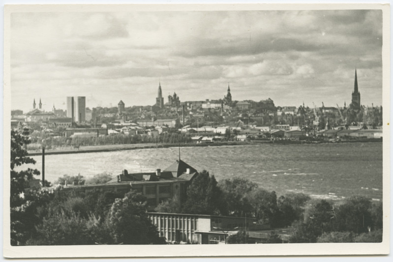 Vaade linnale Maarjamäelt