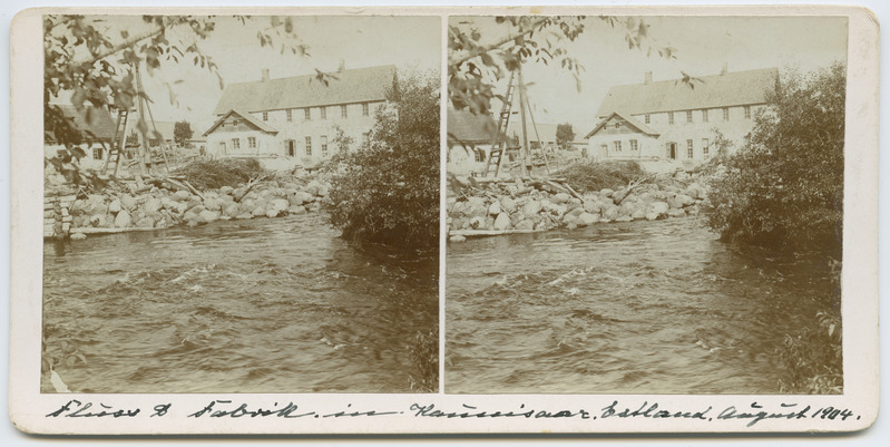 Jõgi ja vabrik Kaunisaares