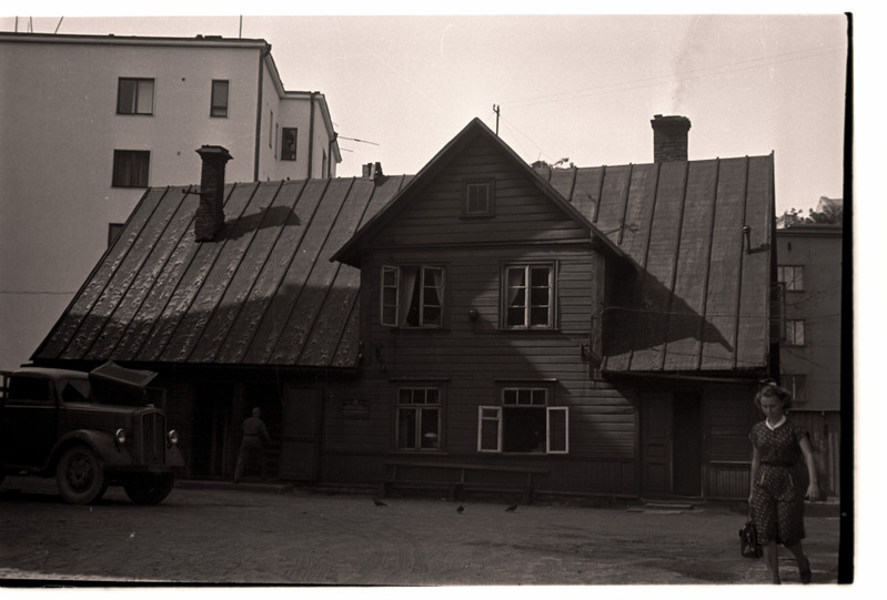 Tallinn, Lauristini tänav 10, Harju Rajooni Tööstuskombinaadi kontor.