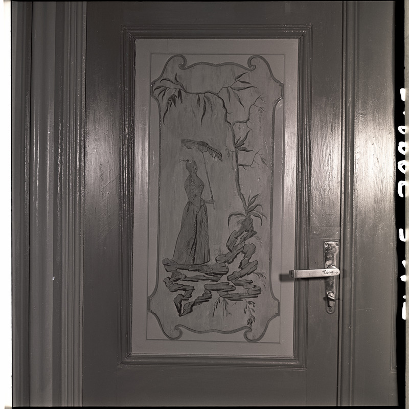 Hiina motiividega ukseplaat