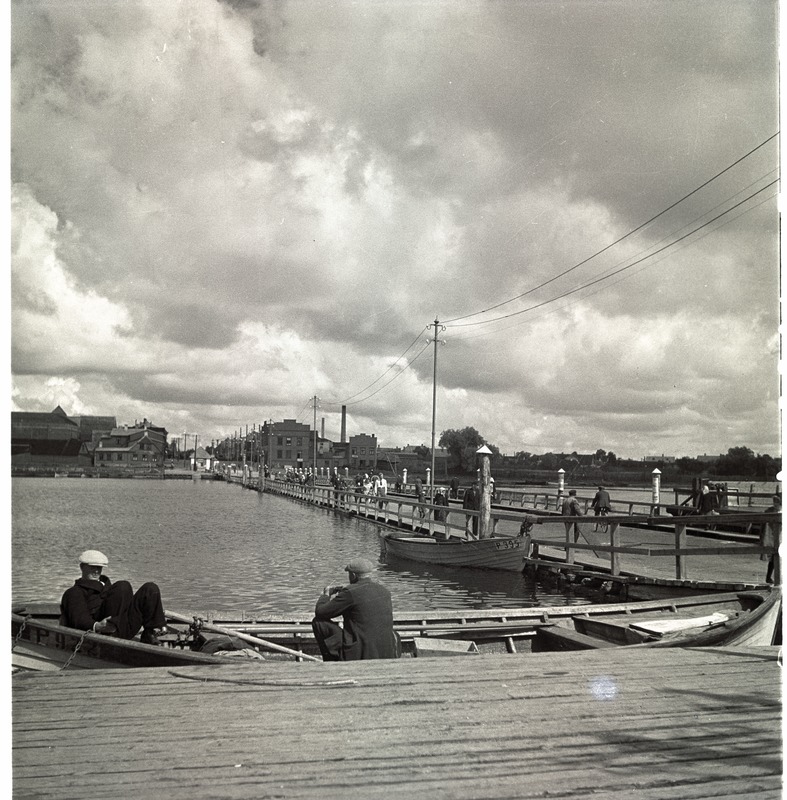 Pärnu, sild üle jõe.