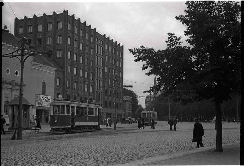 Tallinn. Vaade Vabaduse platsi ja Kaarli pst. nurgale