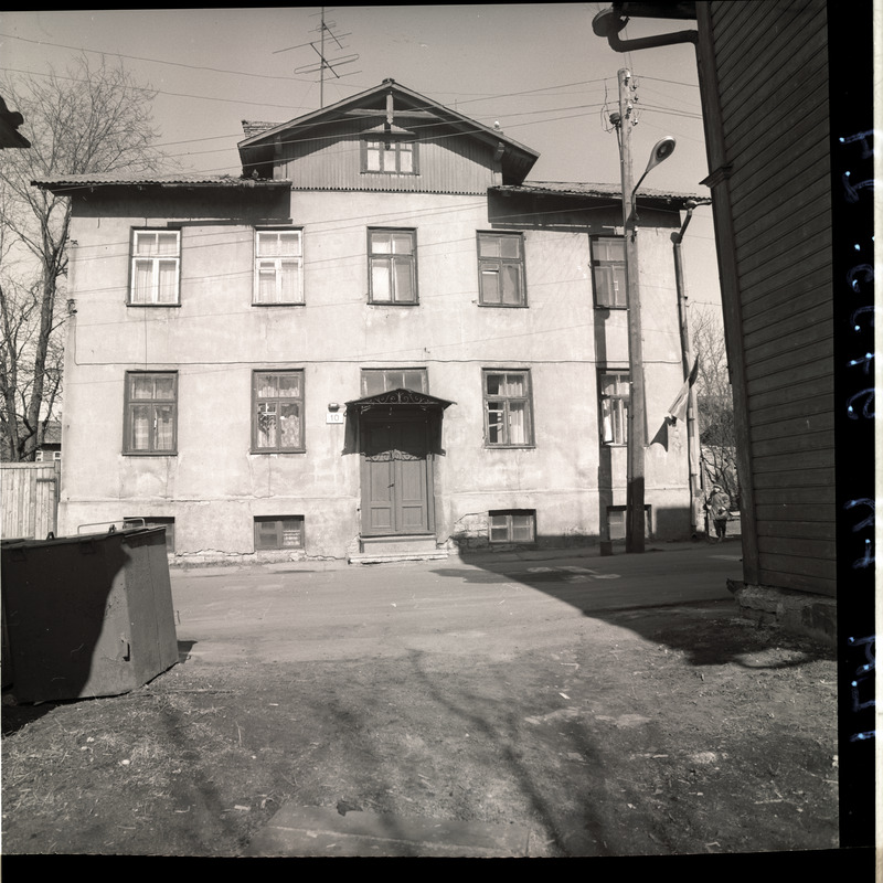 Köie t. 10 kahekordne puumaja