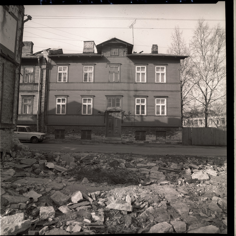 S-Laagri t. 11 puumaja