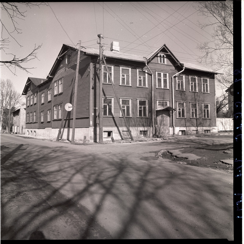 S-Laagri t. 18 puumaja