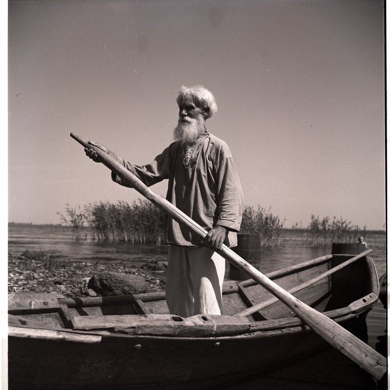 Võõpsu, vana mees venega vee peal.