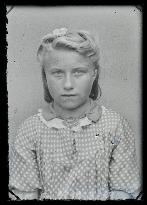 Portree: tundmatu naine