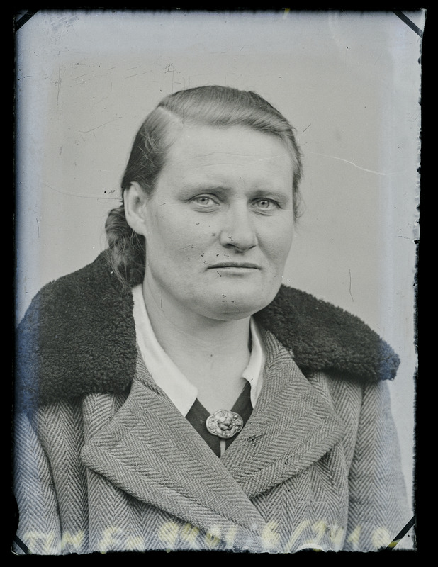 Portree: tundmatu naine