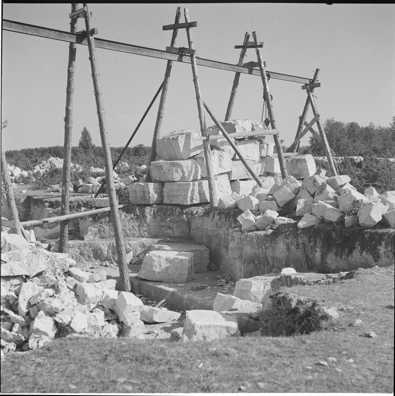 Kaarma dolomiit kaevandus