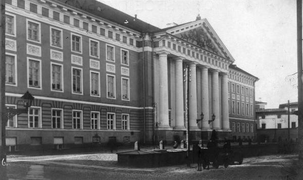 Tartu ülikooli peahoone. Ca 1910.