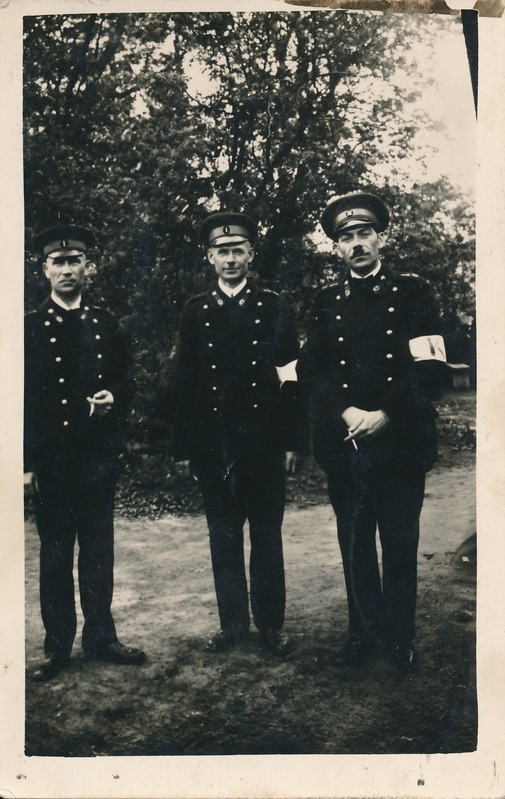 Tartu vabatahtlik tuletõrjeühing: korrapidajad.  Tartu, 1930-1938.