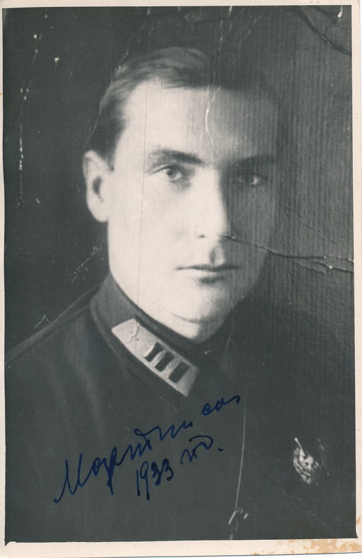 Lavrenti Martinson, 1933.