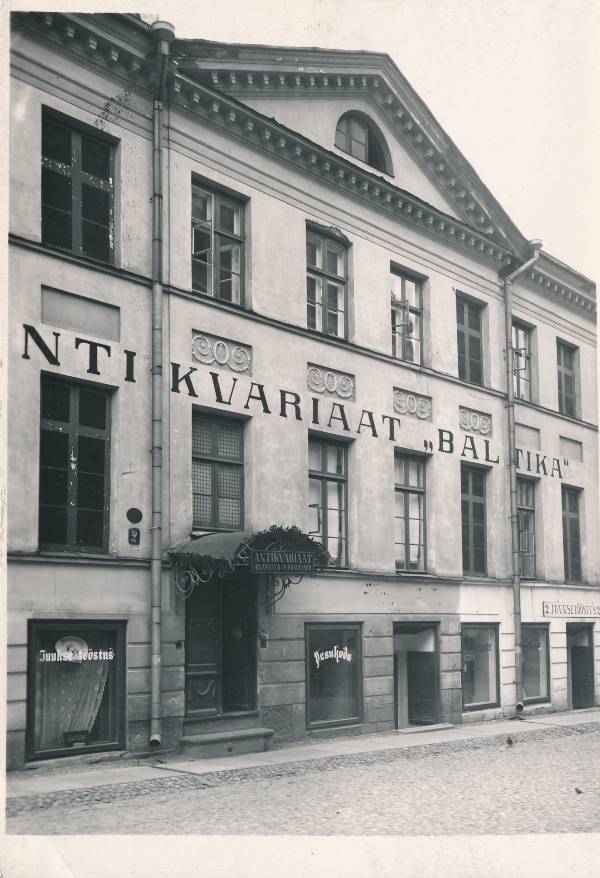 Küütri t, antikvariaat "Baltika". Tartu, enne 1940.