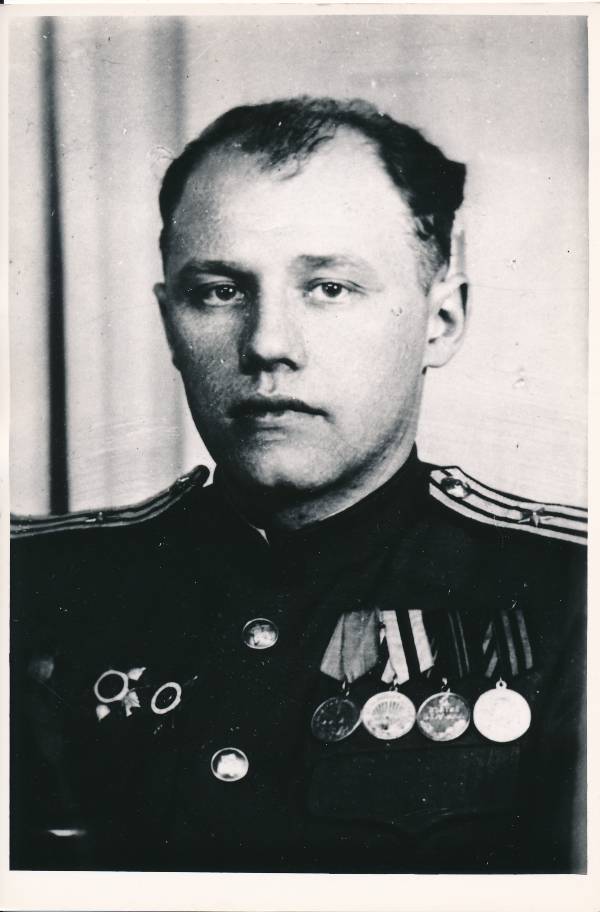 Portree. 149. laskurdiviisi sanitaardiviisi ülem E. Mihhailov, Tartu vallutamislahingutes (1944) osalenu.